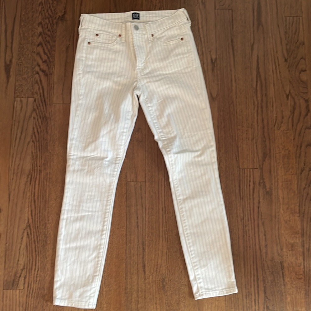 GAP true skinny mid rise blue & white pinstripe jeans, 25
